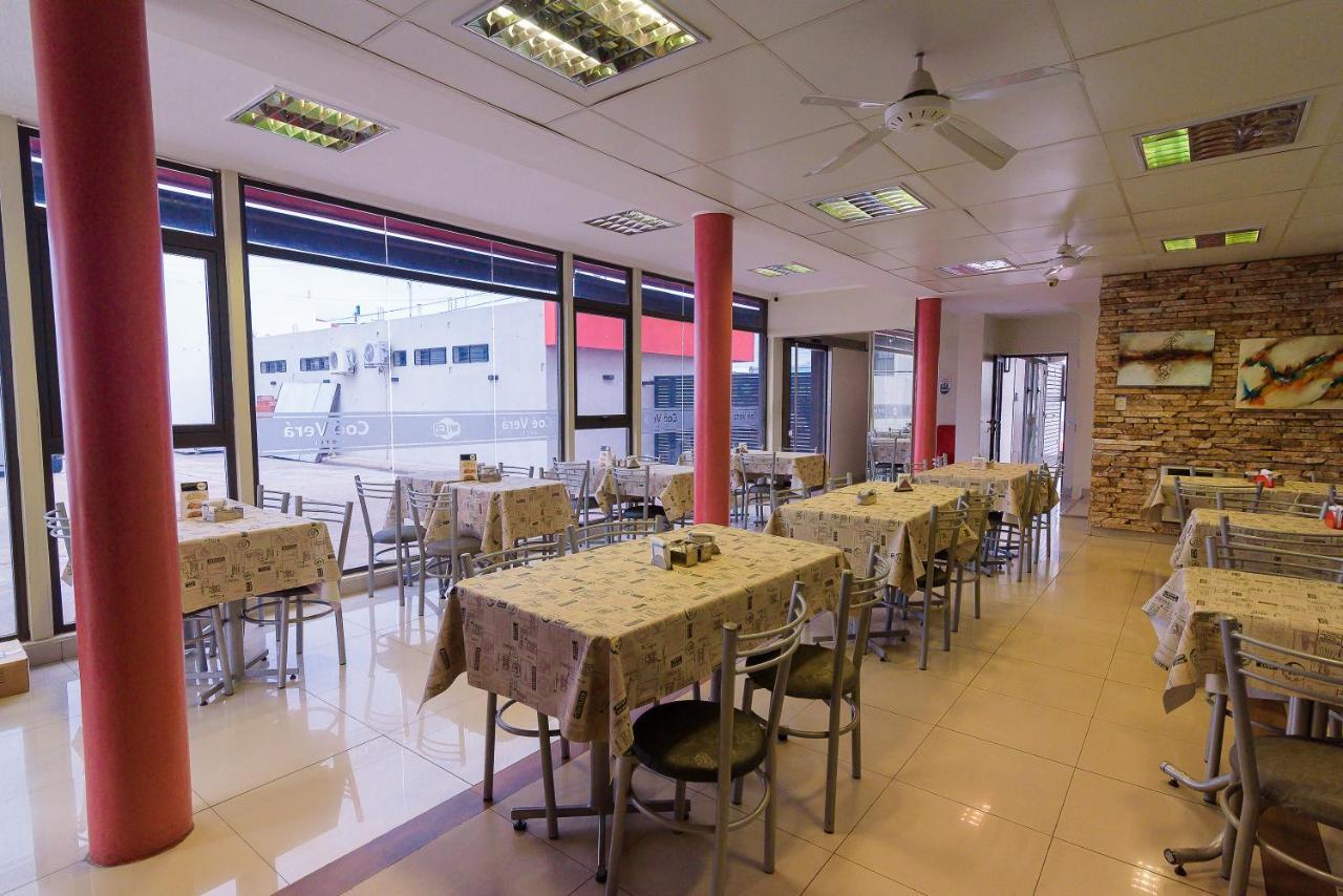 Hotel Coe Vera Paraná المظهر الخارجي الصورة